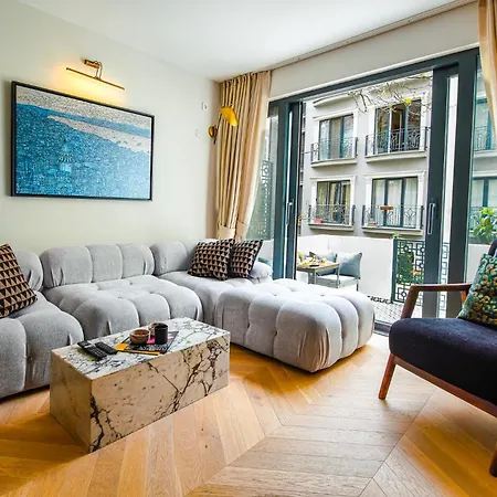 Lejlighed Designer In Art District With Terrace Garden